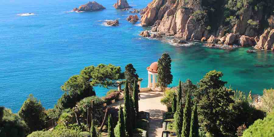 jardin botanico marimurtra en la costa brava
